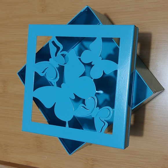 Bouclair Metal Storage Box - Picture 1 of 4